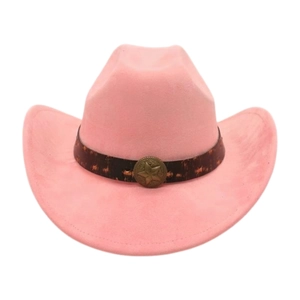Détail d'un chapeau de cowboy en daim rose avec boucle étoile vintage et ruban marron