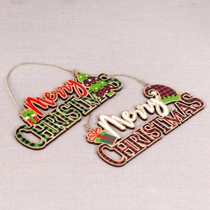 Plaid wooden Merry Christmas hanging signs with jute rope for festive holiday tree decoration