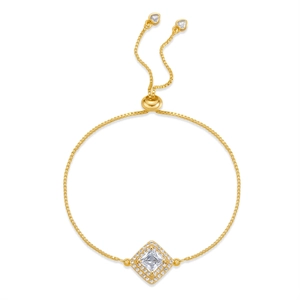 Detail of gold box chain bracelet with square halo zircon and heart-shaped charms