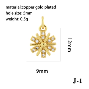 Detail of 12mm gold plated flower pendant with white zircon and size measurements