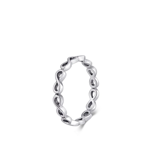 Anello infinity minimalista in argento sterling S925 con finitura in metallo lucido