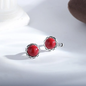 Elegant S925 sterling silver red button stud earrings with retro diamond lattice texture