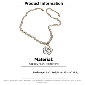 Detailed size and material specs for the camellia pearl necklace with gold-plated copper chain