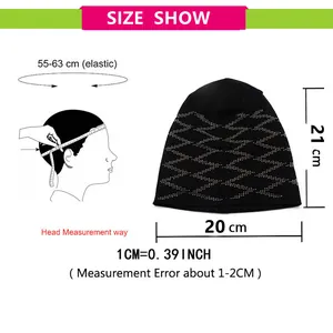 Size chart detail for breathable black knit beanie with elastic diamond pattern design