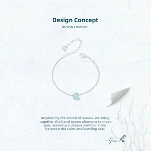 Dettaglio del bracciale oceano in argento S925 con pendente conchiglia blu e doppia catena