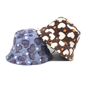Chapeau Bob En Peluche D'Hiver Pour Femmes Chaud Fausse Fourrure Imprimé Cœur Polka Dot Doux Pliable Extérieur Voyage
