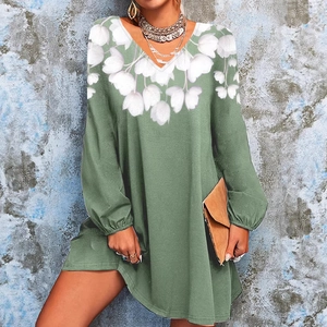 Elegant green long sleeve V-neck dress with white floral print patterns for women