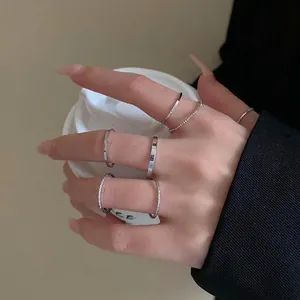 Minimalist Alloy Rings For Women Stacking Finger Ring Thin Smooth Twisted Texture Elegant Fashion Jewelry Accessory Gifts
