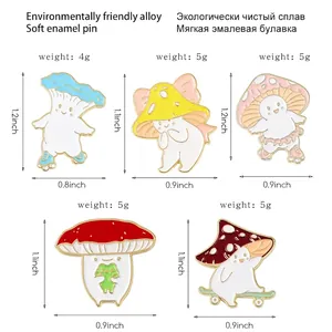 Lot de cinq épingles en émail en forme de champignon avec dimensions détaillées