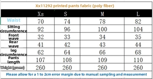 Tabella taglie dettagliata per pantaloni in poliestere con stampa geometrica e misure complete