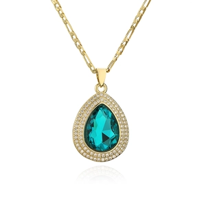 Collar chapado en oro con gran gema de gota de agua verde azulado y circonitas en blanco