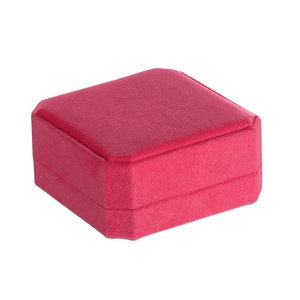 Detail view of the red octagonal velvet jewelry box for rings and bracelets