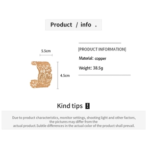 Detailed size chart for lace textured hollow copper bangle showing 5.5cm width