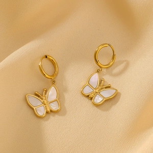Boucles d'oreilles papillon en acier inoxydable plaqué or 18K sur soie champagne
