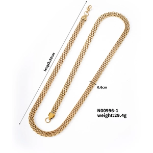 Detailed view of woven chain necklace with dimensions 58cm length and 0.6cm width
