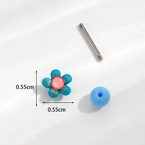 0.55cm sky blue daisy flower ear stud with stainless steel screw rod and pink center