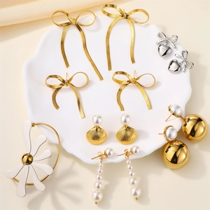 Elegant Stainless Steel Earrings With Faux Artificial Pearl Bowknot Heart Shell Charms Fashion Trendy Jewelry For Women Ladies