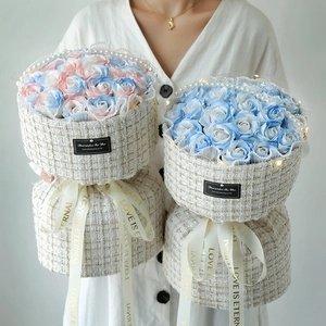 Luxurious tweed soap rose flower gift boxes with LED lights and elegant pearl strings