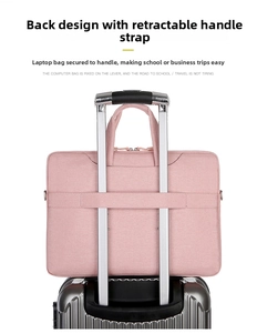 Borsa rosa per laptop con fascia posteriore per fissaggio sicuro ai trolley