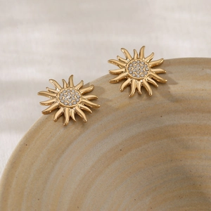 Boucles d'oreilles tournesol en acier inoxydable doré serties de zircons brillants