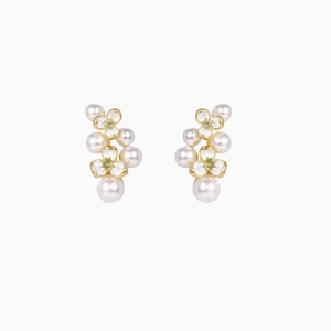 Elegant gold-plated flower stud earrings with white pearls and sparkling zircons