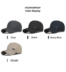 Detailansicht lässiger Baseballkappen in Grau, Schwarz, Dunkelblau und Khaki