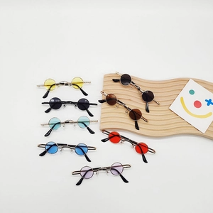 Mini Round Sunglasses Retro Small Frame Metal UV400 Colorful Lens Kids Pets Dolls Decorative Fashion Eyewear