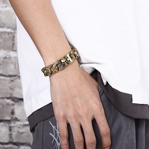 Golden punk skull bracelet in titanium steel, stylish hip-hop men's chunky chain jewelry