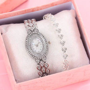 Women silver wrist watch set with oval rhinestone dial and heart link bracelet in gift box