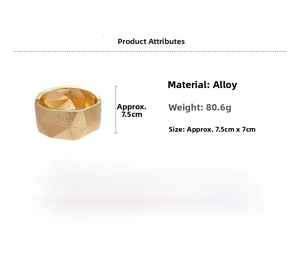 Detail eines goldenen geometrischen Manschettenarmbands mit Angabe von Material und Maßen