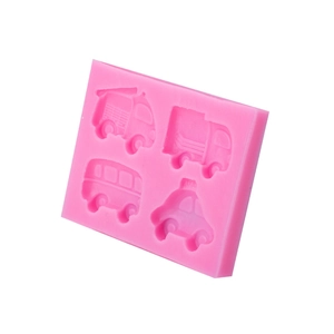 Moule en silicone rose avec 4 véhicules de dessin animé dont bus, taxi et camion