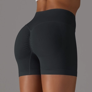 Dettagli dei pantaloncini sportivi neri senza cuciture a vita alta con effetto push-up