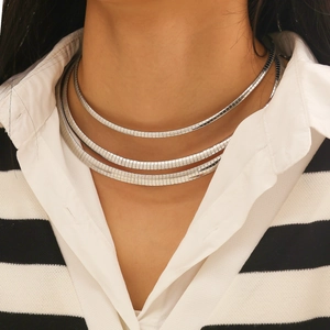 Triple layered silver herringbone snake chain necklace for women in retro style