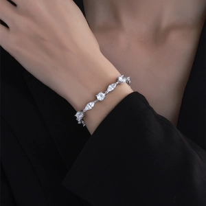 Bracciale scintillante in argento S925 con zirconi cubici tondi e marquise