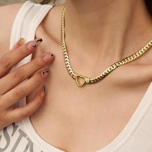 Stainless Steel Heart Pendant Necklace 14K Gold Plated Flat Snake Chain Hip Hop Minimalist Jewelry For Women