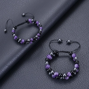 Doppellagiges Amethyst- und schwarzes Magnetstein-Perlenarmband mit verstellbarer Kordel