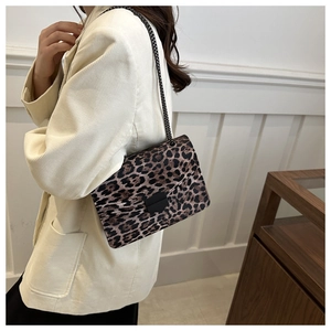 Leopard print crossbody chain bag for women with velvet texture and black hardware
