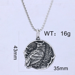 Detailed view of vintage owl pendant with dimensions 43mm by 35mm and 16g weight info