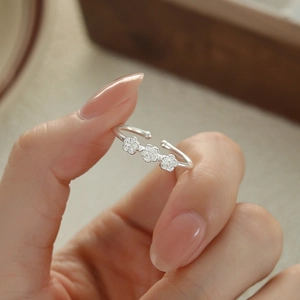 S925 Sterling Silver Three Plum Blossoms Open Ring For Women Adjustable Floral Finger Ring Fresh Fashion Jewelry Gift