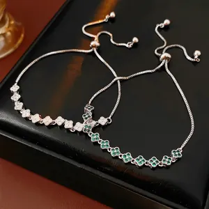 Elegant clover flower bracelet with sparkling zircons and adjustable pull chain for women