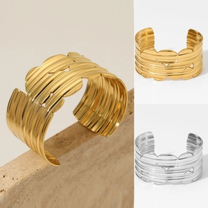 Wide Textured Stainless Steel Cuff Bracelet For Women Wavy Scalloped Edge Hollow Out Geometric Fashion Jewelry Bangle