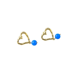 Irregular hollow heart earrings with blue agate beads and gold plated stainless steel finish
