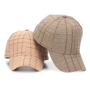 British style vintage plaid baseball cap with hard top and sun protection for men and women