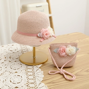 Ensemble chapeau de paille rose et sac à fleurs pour femmes et filles en été