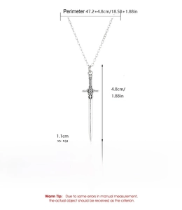 Specifiche dettagliate del ciondolo a spada in lega da 4,8cm x 1,1cm con dimensioni