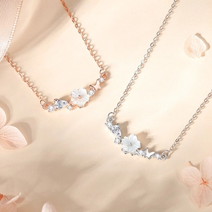 S925 sterling silver butterfly flower necklaces in rose gold and silver finishes