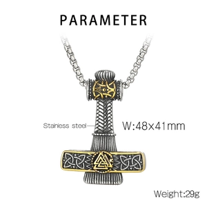 Detail of Viking Thor Mjölnir hammer pendant with 48x41mm stainless steel dimensions
