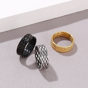 Vintage checkered stainless steel rings for men in gold, silver, and black finishes