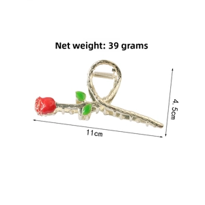Detailed dimensions of 11cm rose hair claw clip with net weight of 39 grams