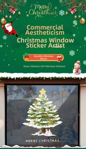 Detaillierter UV-Fensteraufkleber mit verschneitem Weihnachtsbaum, Hasen und Sternspitze